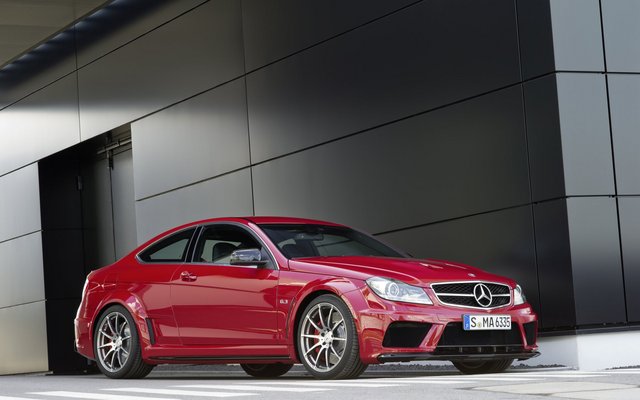 2012_c63amg-blackseries_2