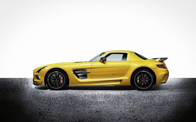 2013_SLS-AMG-Black-Series_3