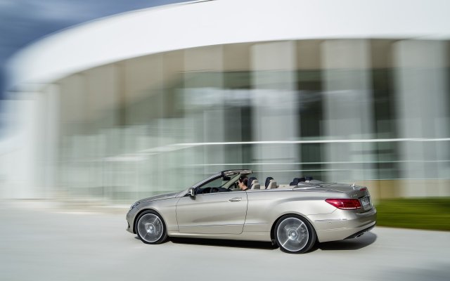 2013_E-Class_Cabrio_207_03