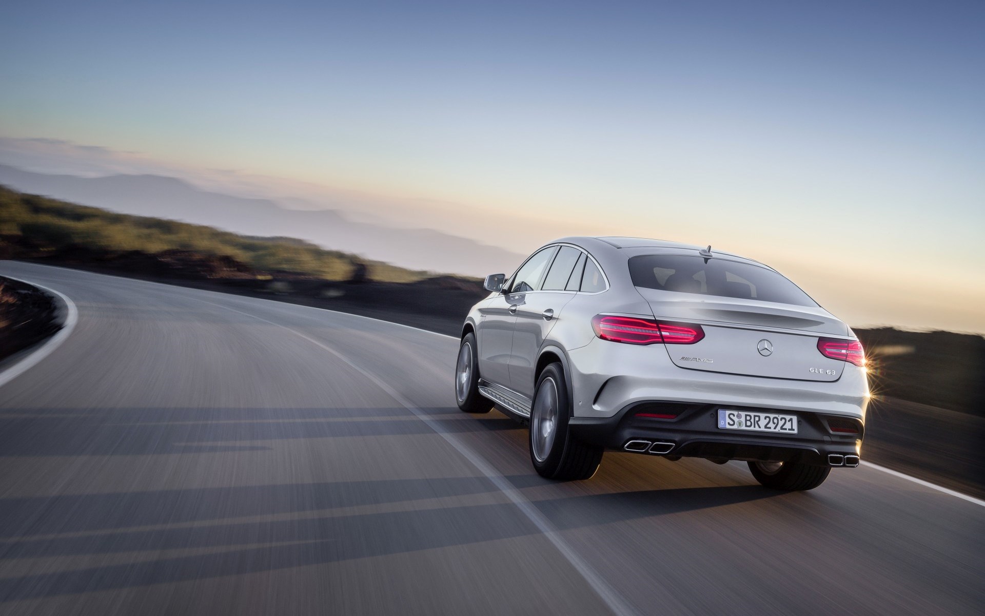 2015_gle-63-amg-coupe_1