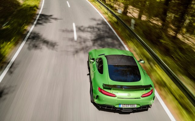 2016_190_amg-gt-r_10