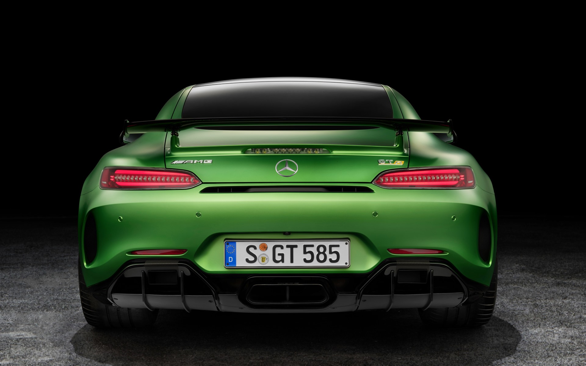 2016_190_amg-gt-r_18