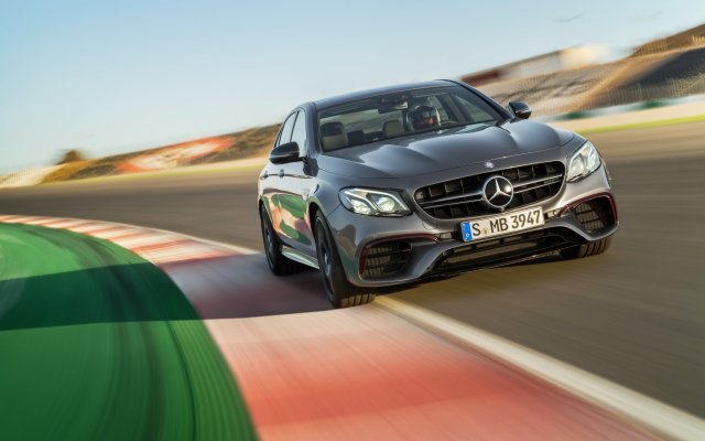 2017_w213_amg-e63_18