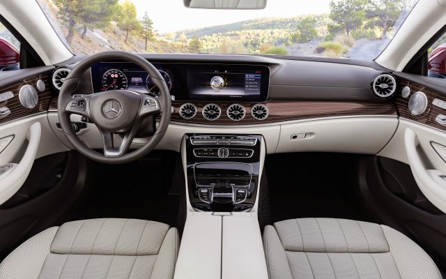 2017_e-coupe_avantgarde_10_interieur