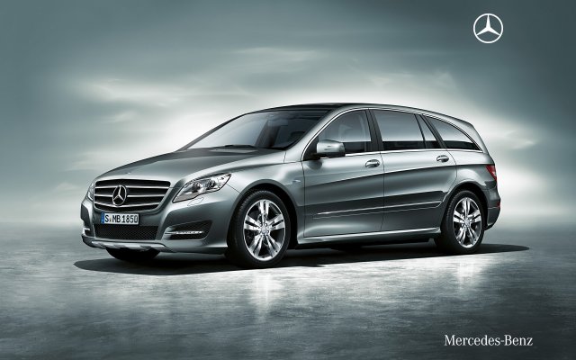 2012_r-class-grand-tourer