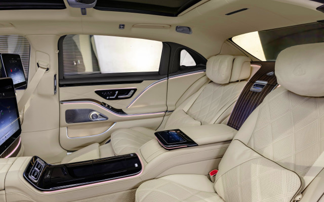 2022_mercedes-maybach_s-class_3_interieur